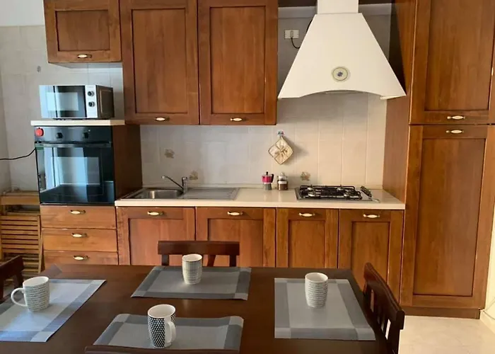 Il Corso Кальяри